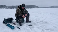 «За налимом — в Карелию, за навагой — на море»: где в России зимний клёв пробивает лёд даже в лютый мороз