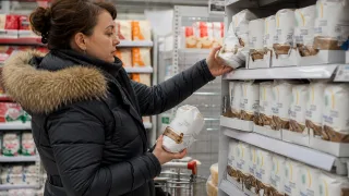 Пачками гребу в Ашане крахмал по 30 рублей, но готовить из него не буду: зато дом сверкает — жир и грязь улетают за секунды