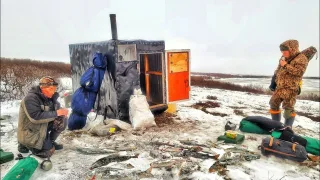 СЧАСТЛИВЫЕ ЛЮДИ АРКТИКИ! СУРОВАЯ РЫБАЛКА И ЖИЗНЬ НА КРАЮ СВЕТА