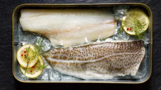 Рыбные ряды: оптовые цены на некоторые виды мороженной рыбы снижаются