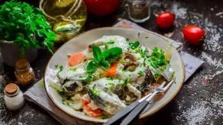 Скумбрия запеченная в сметане