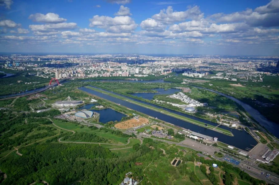 Место для рыбалки в Москве и Подмосковье - Гребной канал на Крылатской